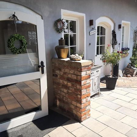 Altes Gewoelbe Mit Sauna Und Whirlpool Im Aussenbereich Elsterheide Buitenkant foto