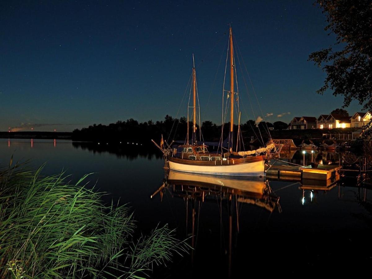 Altes Gewoelbe Mit Sauna Und Whirlpool Im Aussenbereich Elsterheide Buitenkant foto